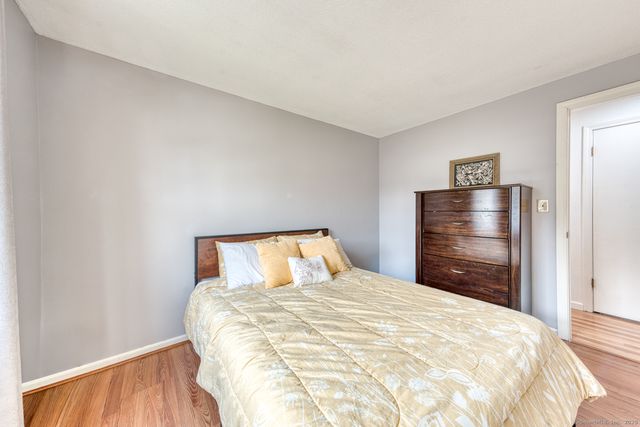 15 Kent Court, Middletown, CT 06457