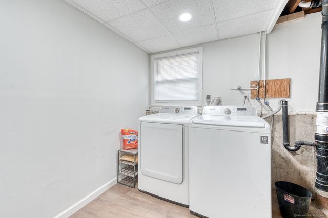 15 Kent Court, Middletown, CT 06457