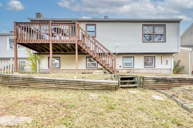 15 Kent Court, Middletown, CT 06457