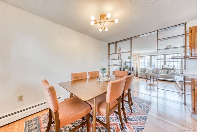 15 Kent Court, Middletown, CT 06457