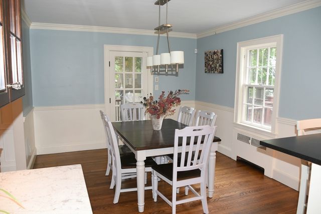 20 Shaw Rd, Wellesley, MA 02481