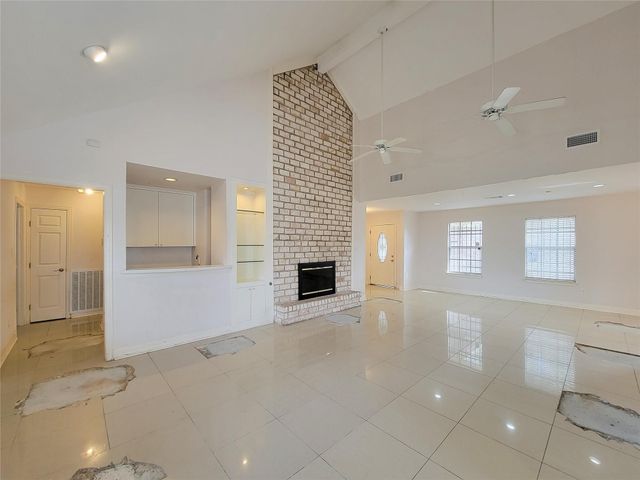 5826 Picasso Place, Houston, TX 77096