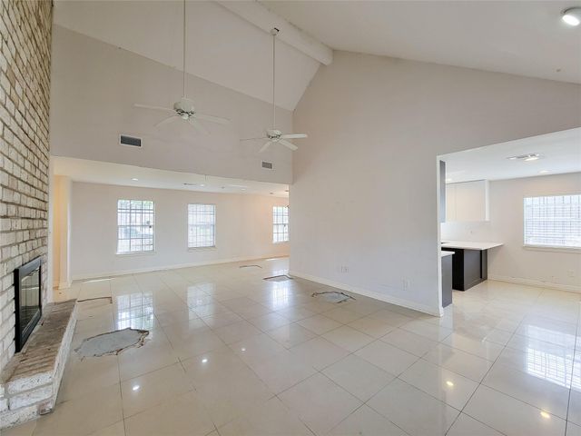 5826 Picasso Place, Houston, TX 77096