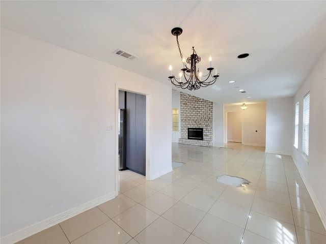 5826 Picasso Place, Houston, TX 77096