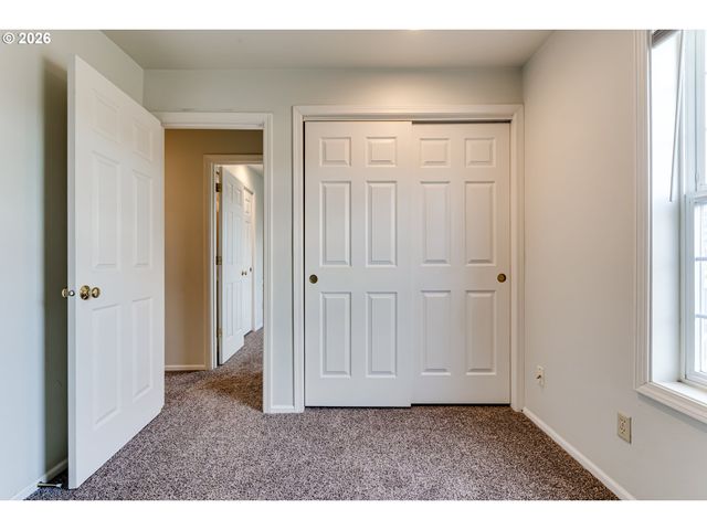 951 W 27TH Ave, Eugene, OR 97405