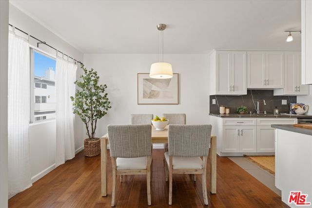 1410 S Bentley Avenue 304, Los Angeles, CA 90025