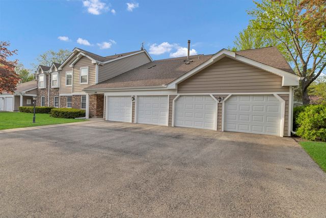 350 Newgate Court 2Z, Schaumburg, IL 60193