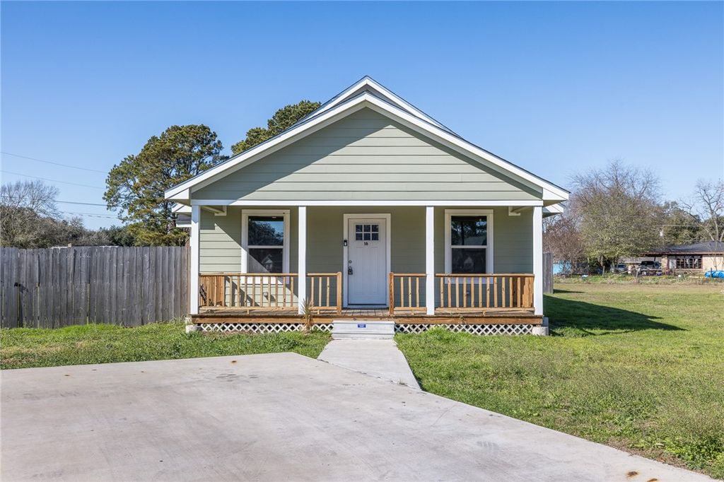 16 Lenora Drive, Hearne, TX 77859 — photo 2