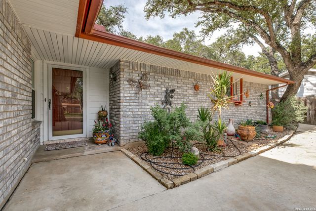 5819 DEAN MARTIN ST, San Antonio, TX 78240