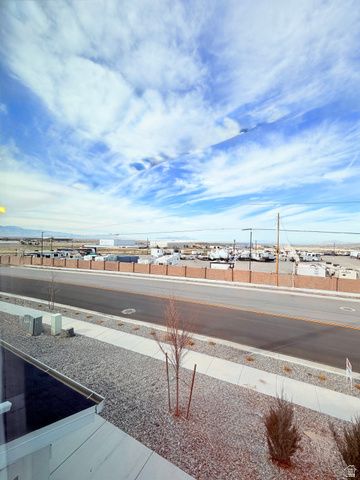 305 E SERENITY AVE, Tooele, UT 84074