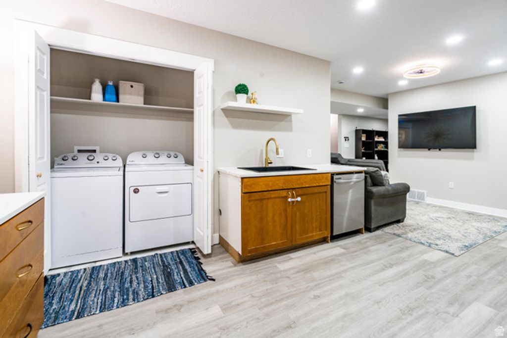 Image 19 of property listing at 7280 N POINT LOOKOUT RD, Eagle Mountain, UT 84005