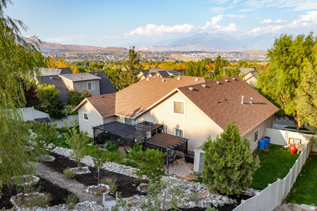 Image 24 of property listing at 7280 N POINT LOOKOUT RD, Eagle Mountain, UT 84005