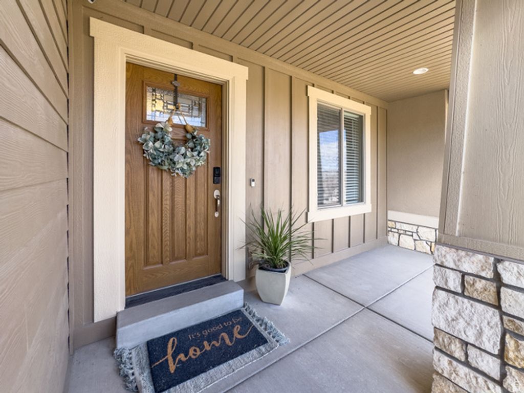Image 26 of property listing at 7280 N POINT LOOKOUT RD, Eagle Mountain, UT 84005
