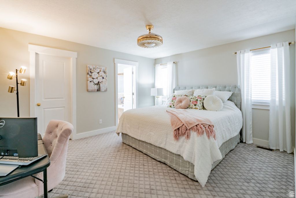 Image 7 of property listing at 7280 N POINT LOOKOUT RD, Eagle Mountain, UT 84005