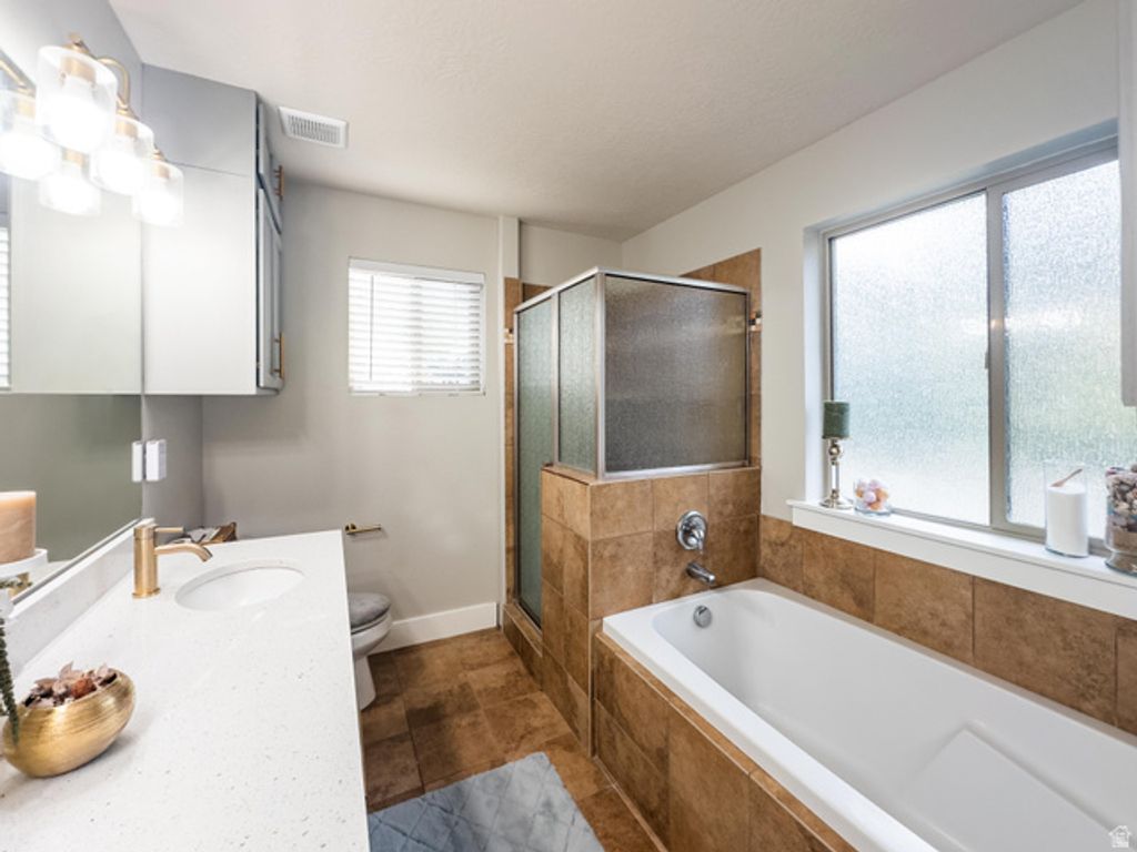 Image 8 of property listing at 7280 N POINT LOOKOUT RD, Eagle Mountain, UT 84005