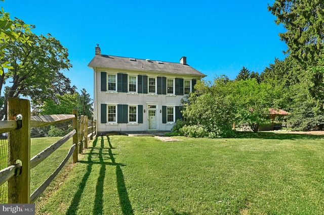 222 BASTIAN LN, Allentown, PA 18104