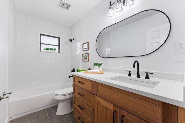 4227 BLOSSOM ROAD, Venice, FL 34293