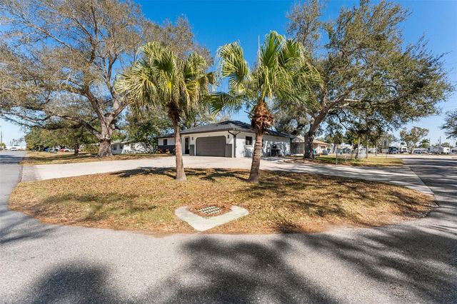 4227 BLOSSOM ROAD, Venice, FL 34293