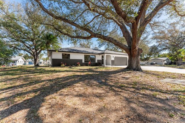 4227 BLOSSOM ROAD, Venice, FL 34293