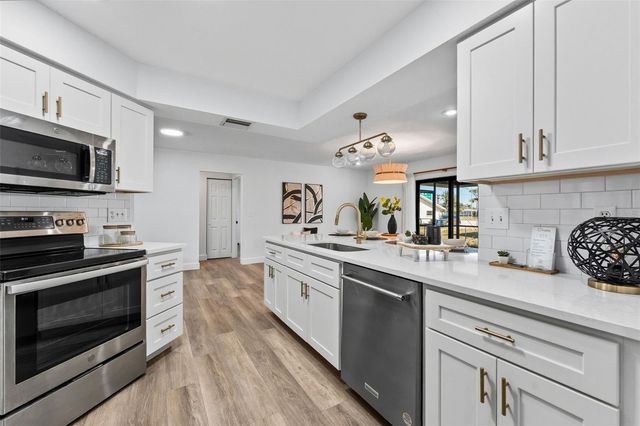 4227 BLOSSOM ROAD, Venice, FL 34293