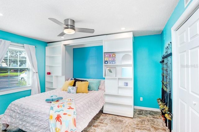 5012 STARFISH DRIVE SE B, St Petersburg, FL 33705