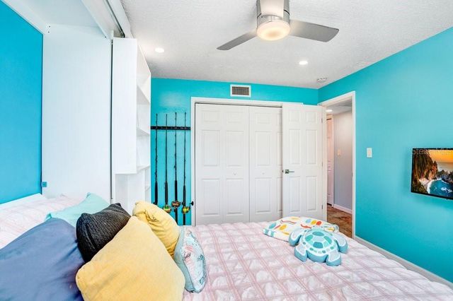 5012 STARFISH DRIVE SE B, St Petersburg, FL 33705