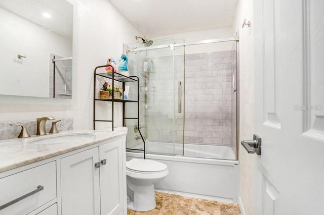 5012 STARFISH DRIVE SE B, St Petersburg, FL 33705