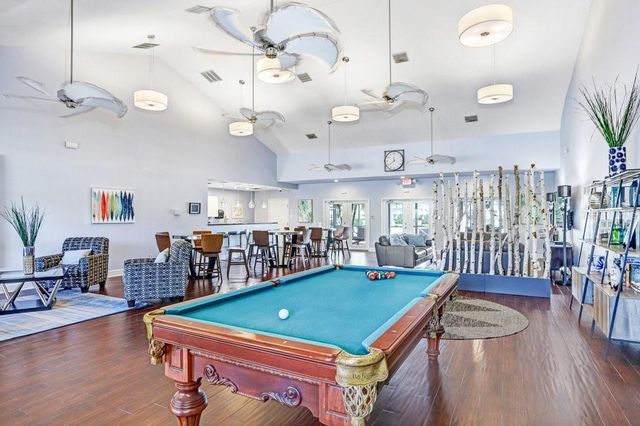 5012 STARFISH DRIVE SE B, St Petersburg, FL 33705