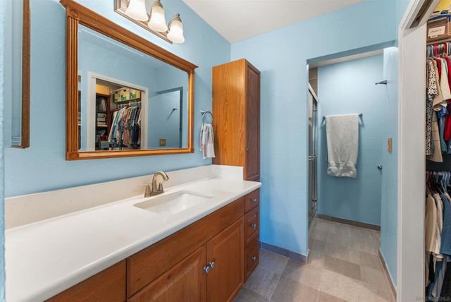 988 E Main St E, El Cajon, CA 92021