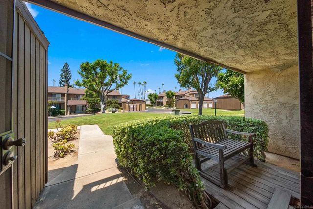 988 E Main St E, El Cajon, CA 92021