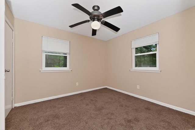 40 Regency Cir Circle, Little Rock, AR 72209