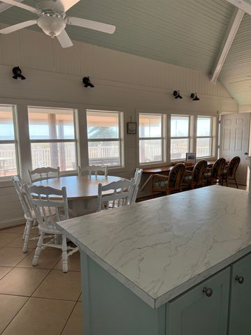 2716 Highway 1, Grand Isle, LA 70358