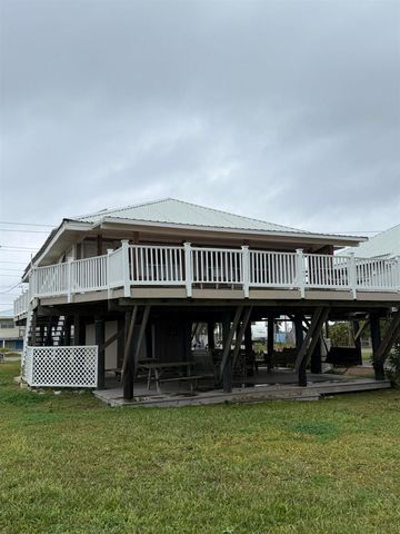 2716 Highway 1, Grand Isle, LA 70358