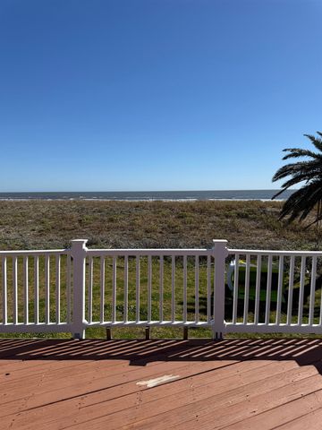 2716 Highway 1, Grand Isle, LA 70358