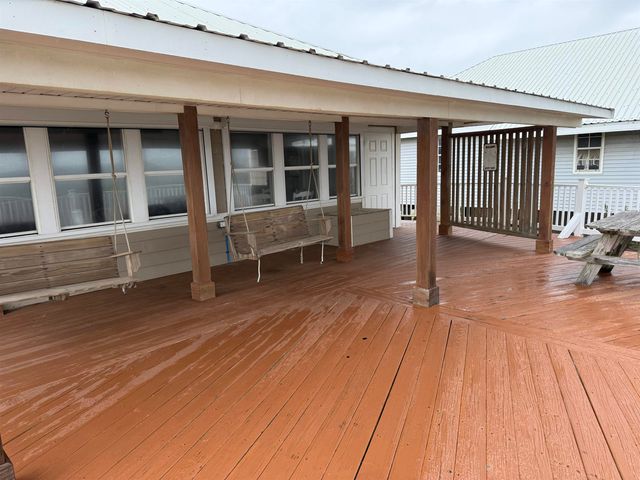 2716 Highway 1, Grand Isle, LA 70358