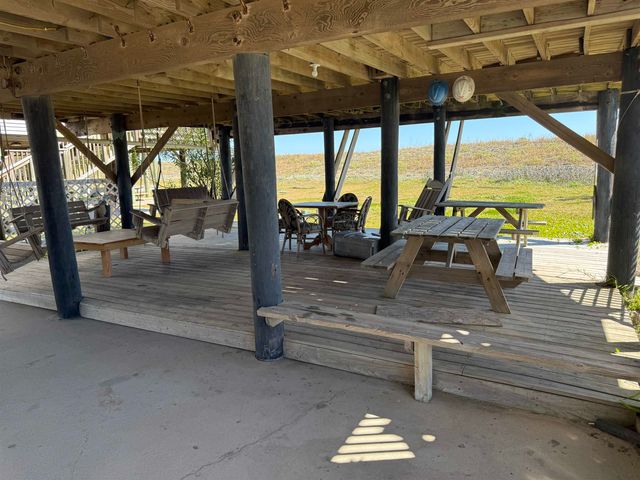 2716 Highway 1, Grand Isle, LA 70358