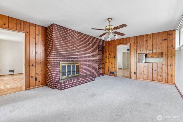 2219 Ocean Beach Highway, Longview, WA 98632