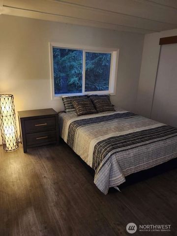 33040 NE 66th Street, Carnation, WA 98014