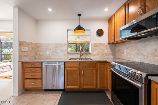 1614 S Mayfair RD, Fort Myers, FL 33919