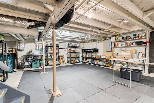 294 Recor Road, East China, MI 48054