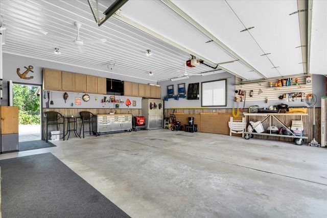 294 Recor Road, East China, MI 48054