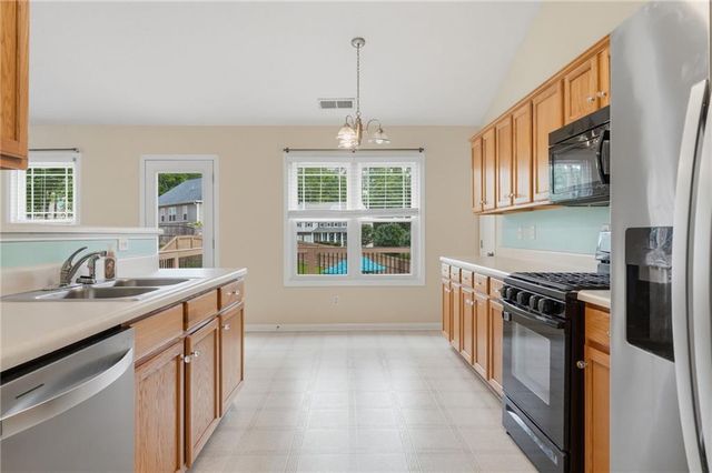 144 Reid Plantation Drive, Villa Rica, GA 30180