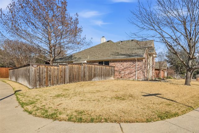 9316 Sterling Gate Drive, Mckinney, TX 75072