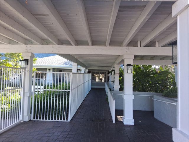 14456 SW 138th Ave, Miami, FL 33186