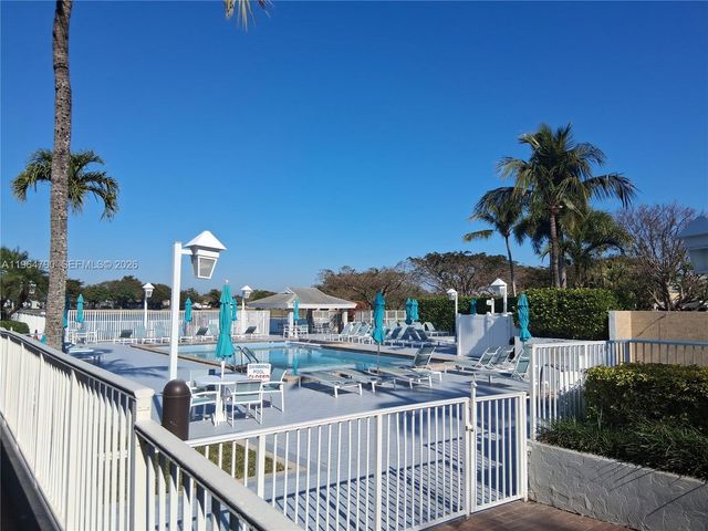 14456 SW 138th Ave, Miami, FL 33186