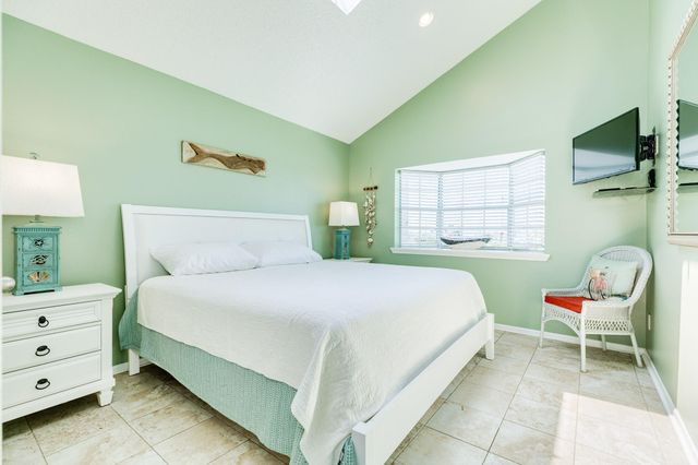 22509 Kennedy Drive, Galveston, TX 77554