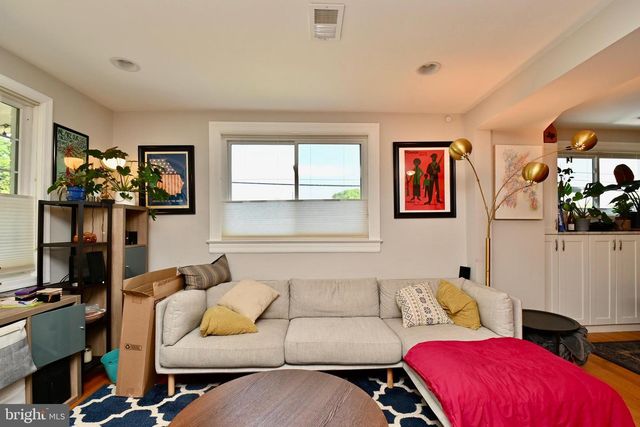 14 53RD ST SE, Washington, DC 20019