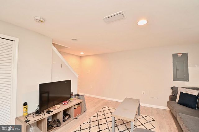 14 53RD ST SE, Washington, DC 20019