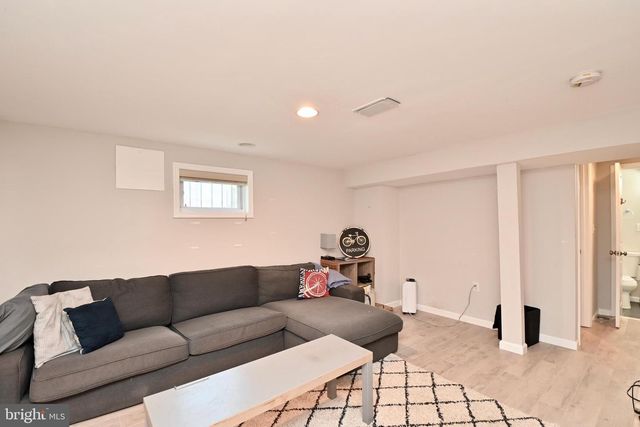 14 53RD ST SE, Washington, DC 20019