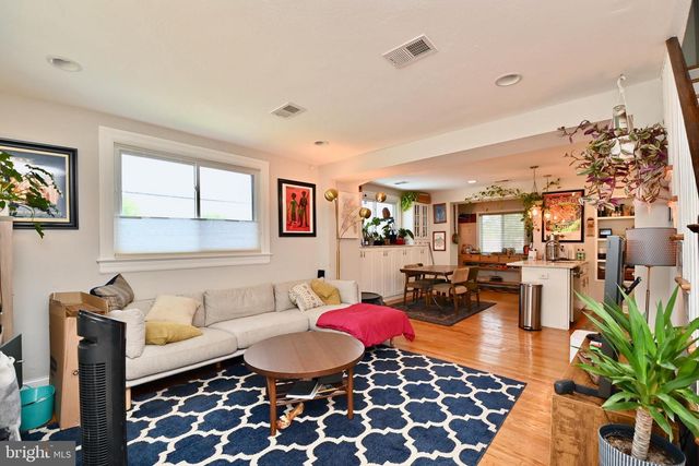 14 53RD ST SE, Washington, DC 20019